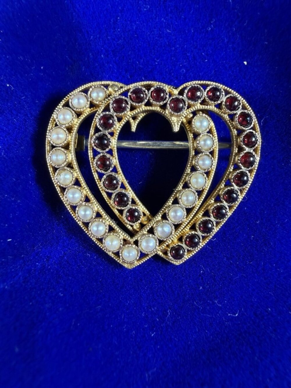 14K Gold Double Heart Brooch Garnet Cabochon Seed Pearl Vintage Pin 4.91g